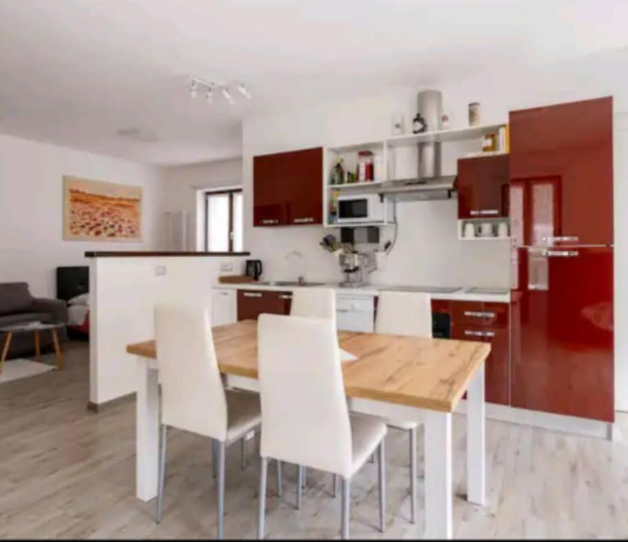 Iris Home Camblione المظهر الخارجي الصورة